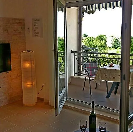 Nino 아파트 포레치